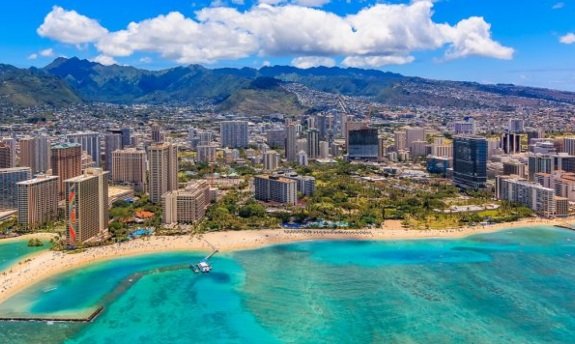 Honolulu, Hawaii, 10 Best Places To Visit In The US 2024, Most Beautiful Destinations In The United States, Popular Travel Destinations In The US, united states travel,travel in the us,new orleans,new york,california,best places,best places to travel 2024