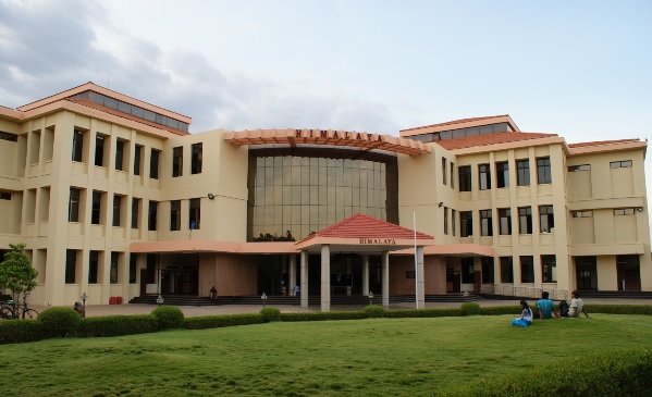 Indian-Institute-of-Technology-IIT-Madras-Most-Popular-Engineering-Colleges-List-Best-Technical-Institutes-List, Top 10 Best Engineering Institutes In India 2022-2023, Most Popular Engineering Colleges List, Best Technical Institutes List, Top 10 Ranked Colleges, Best Reputed Colleges For Engineering