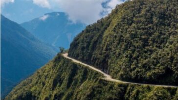 North-Yungas-Road-Bolivia-Most-Thrilling-Rides-In-The-World-Deadly-Highways-List